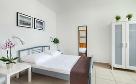 Sleepy3City Apartments Abrahama 16